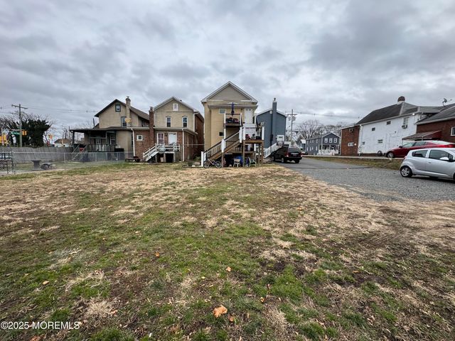 298 Shrewsbury Avenue, Red Bank, NJ 07701