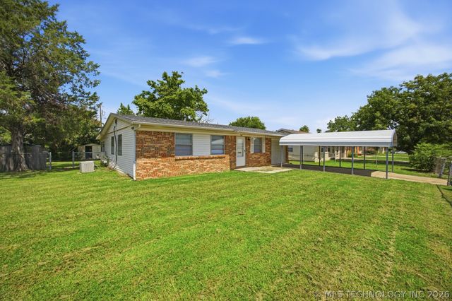 2001 N 12th Street, Mcalester, OK 74501