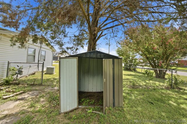 2001 N 12th Street, Mcalester, OK 74501