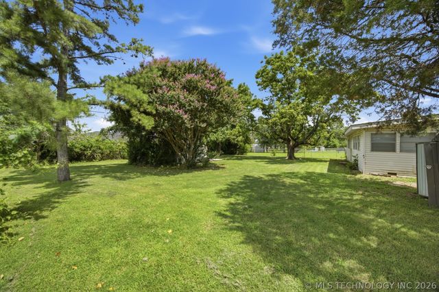 2001 N 12th Street, Mcalester, OK 74501
