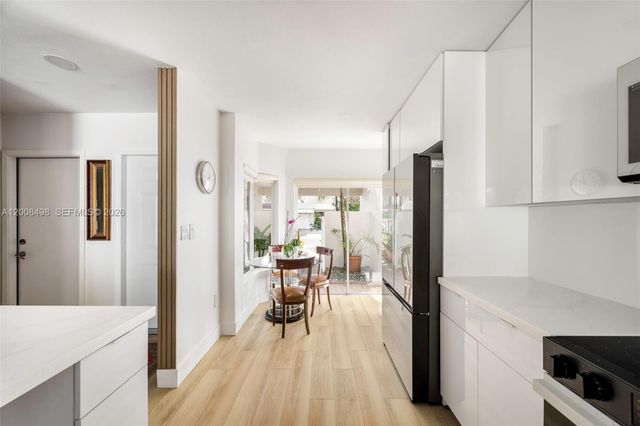 10233 NW 52nd Ln 0, Doral, FL 33178