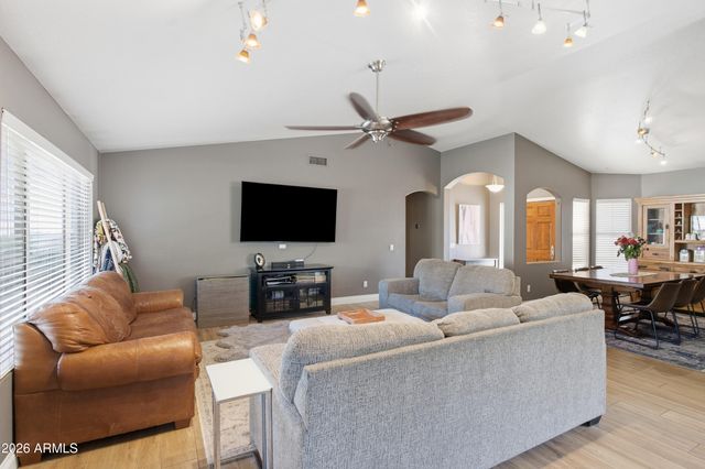 19969 N 76TH Avenue, Glendale, AZ 85308
