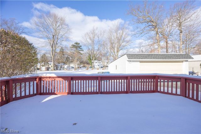 24206 Beech Lane, North Olmsted, OH 44070