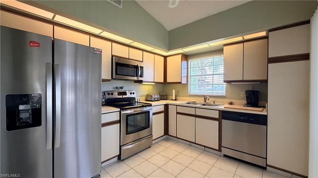14977 Rivers Edge CT 219, Fort Myers, FL 33908