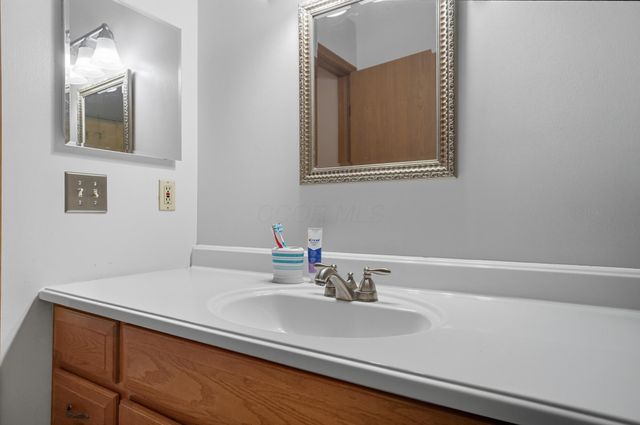 3111 Castlebrook Avenue, Hilliard, OH 43026