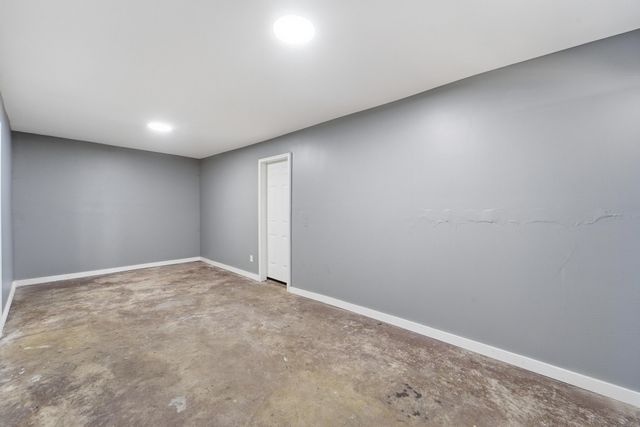 1803 E 14th Street, Des Moines, IA 50316