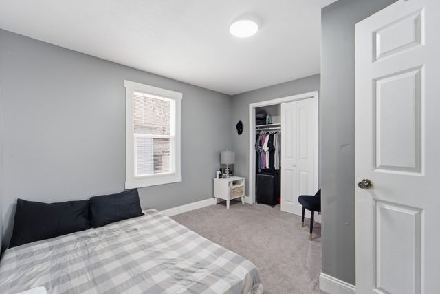 1803 E 14th Street, Des Moines, IA 50316