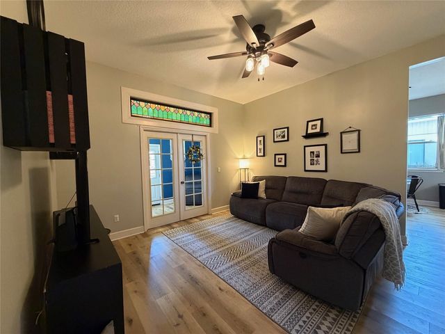 1527 DESS DRIVE, Orlando, FL 32818