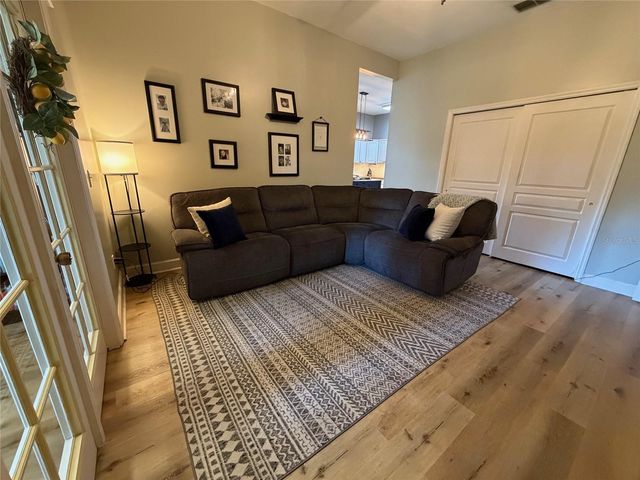 1527 DESS DRIVE, Orlando, FL 32818