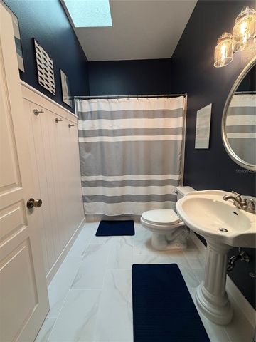 1527 DESS DRIVE, Orlando, FL 32818