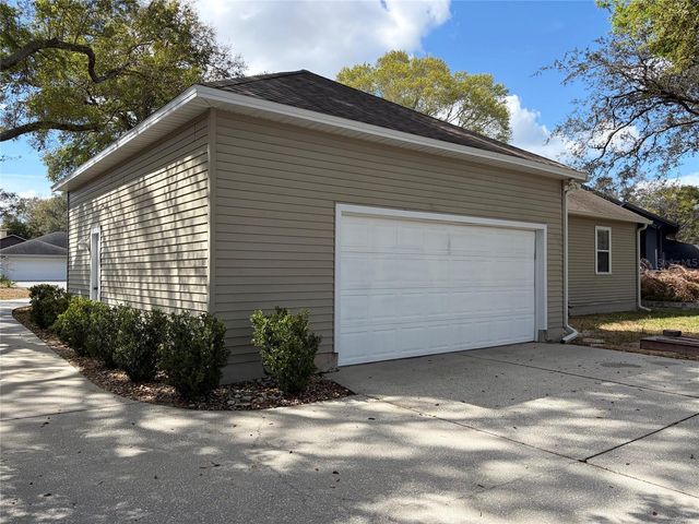 1527 DESS DRIVE, Orlando, FL 32818