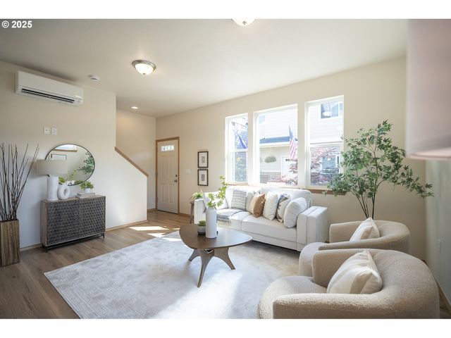 6050 Se 136th Ave, Portland, OR 97236