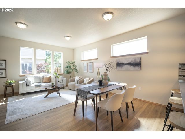 6050 Se 136th Ave, Portland, OR 97236