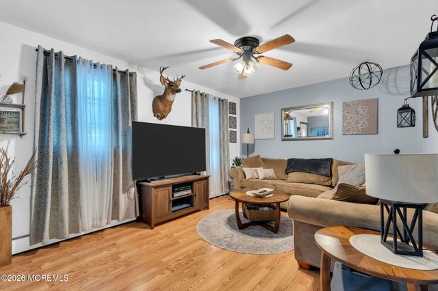 121 Sams Road, Jackson, NJ 08527
