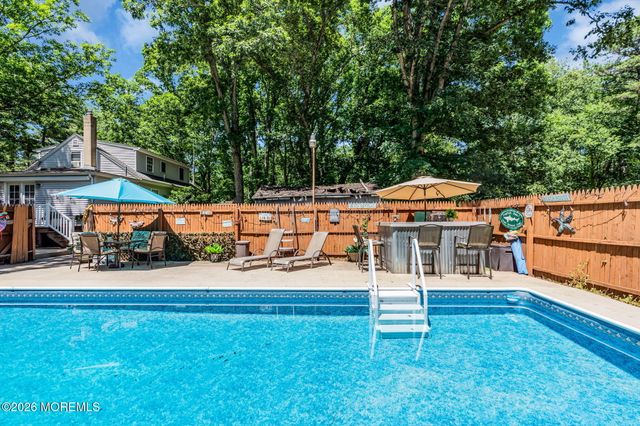 121 Sams Road, Jackson, NJ 08527
