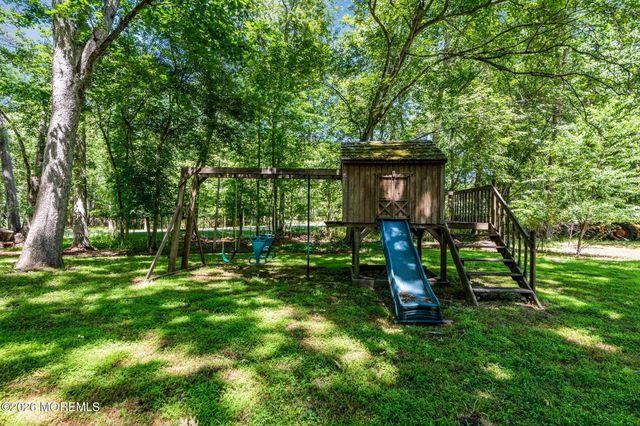 121 Sams Road, Jackson, NJ 08527