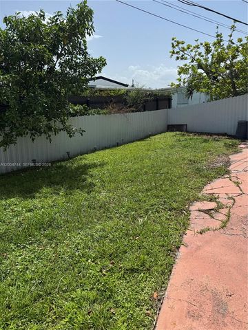 8240 NW 181st Street 2, Hialeah, FL 33015
