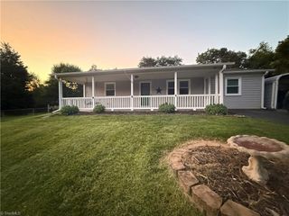 126 Cedardale Lane, King, NC 27021