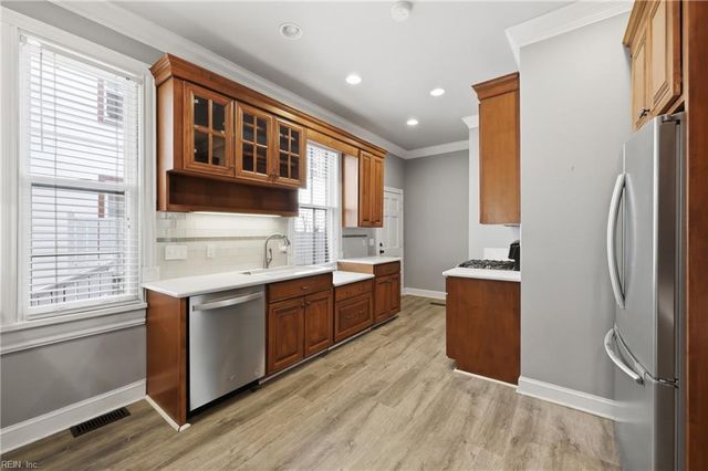 447 Dinwiddie ST, Portsmouth, VA 23704