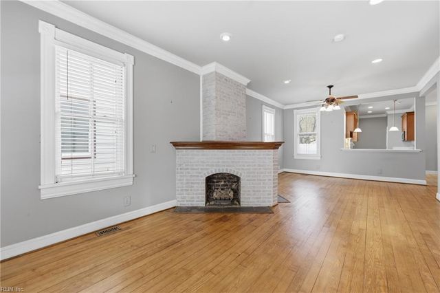 447 Dinwiddie ST, Portsmouth, VA 23704