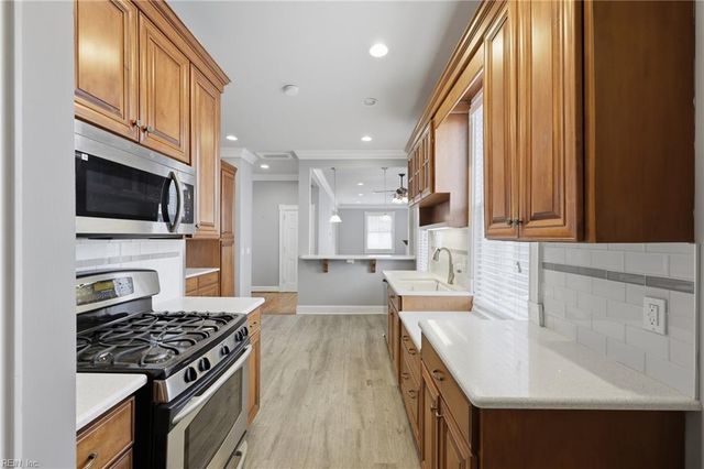 447 Dinwiddie ST, Portsmouth, VA 23704