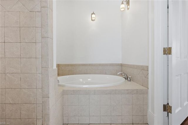 447 Dinwiddie ST, Portsmouth, VA 23704