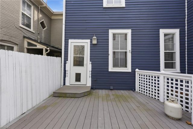 447 Dinwiddie ST, Portsmouth, VA 23704