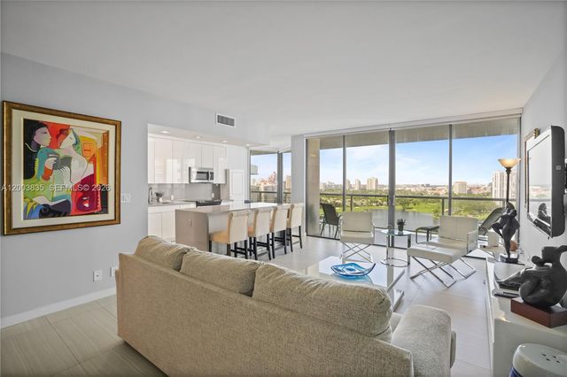 20281 E Country Club Dr 1603, Aventura, FL 33180