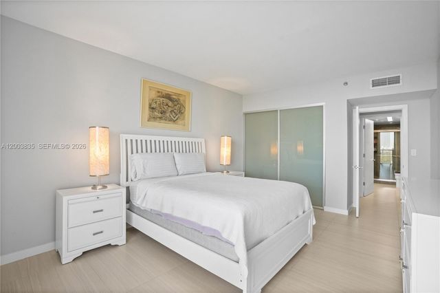 20281 E Country Club Dr 1603, Aventura, FL 33180