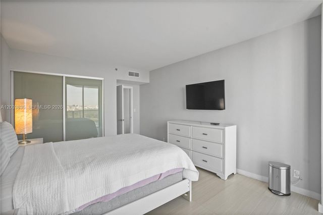 20281 E Country Club Dr 1603, Aventura, FL 33180