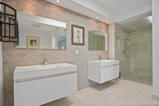 20281 E Country Club Dr 1603, Aventura, FL 33180