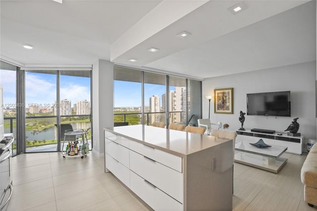 20281 E Country Club Dr 1603, Aventura, FL 33180