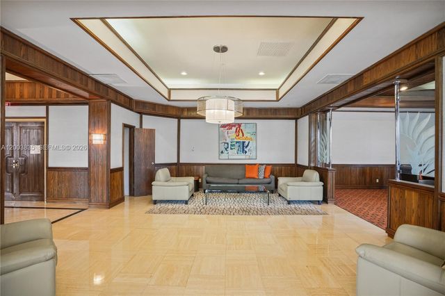 20281 E Country Club Dr 1603, Aventura, FL 33180