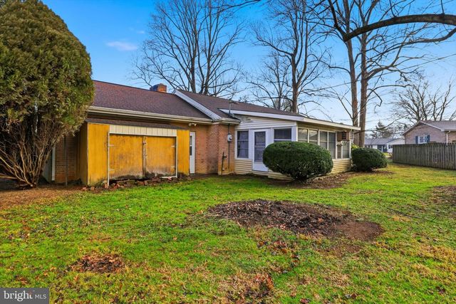 714 NOBLE BLVD, Carlisle, PA 17013