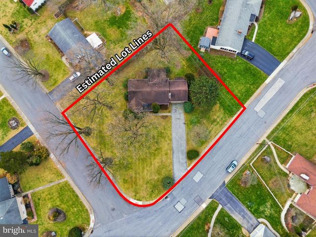 714 NOBLE BLVD, Carlisle, PA 17013