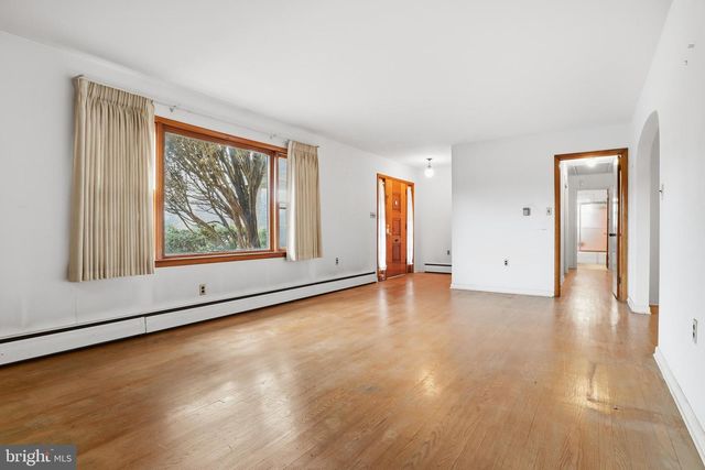 714 NOBLE BLVD, Carlisle, PA 17013