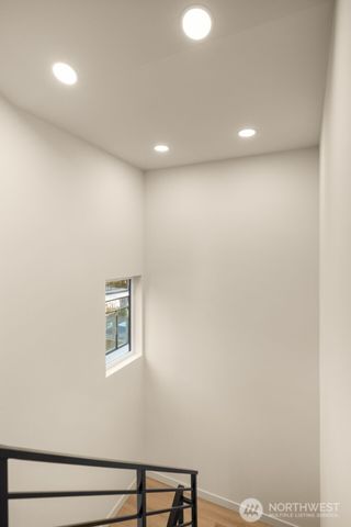 14033 Densmore Avenue N, Seattle, WA 98133