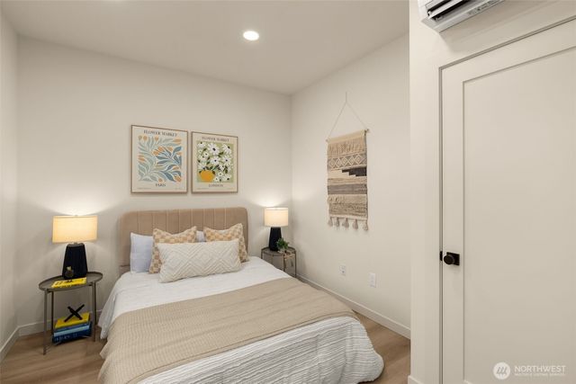 14033 Densmore Avenue N, Seattle, WA 98133