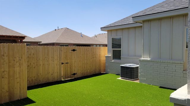 7120 Package Property Street, Lubbock, TX 79407