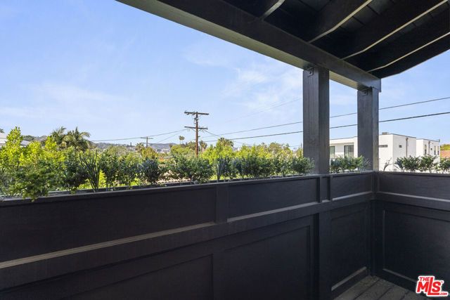 530 N Alta Vista Boulevard, Los Angeles, CA 90036