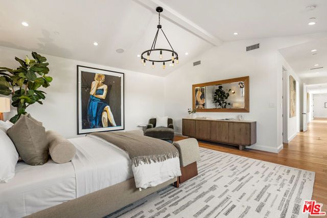 530 N Alta Vista Boulevard, Los Angeles, CA 90036