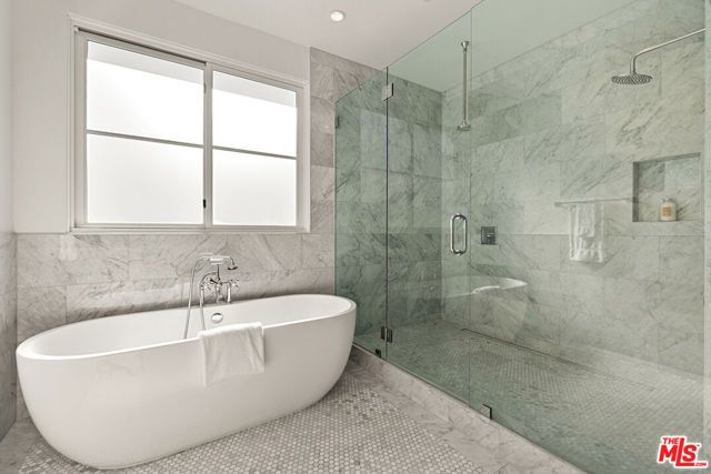 530 N Alta Vista Boulevard, Los Angeles, CA 90036