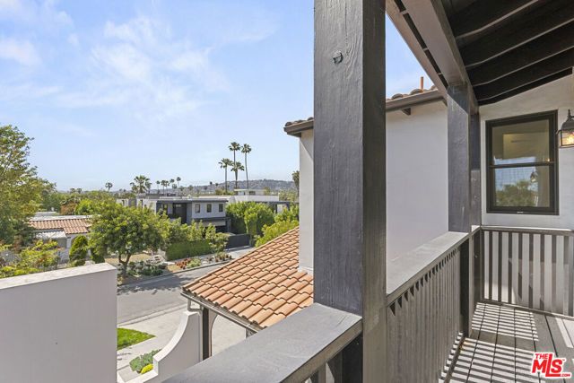 530 N Alta Vista Boulevard, Los Angeles, CA 90036