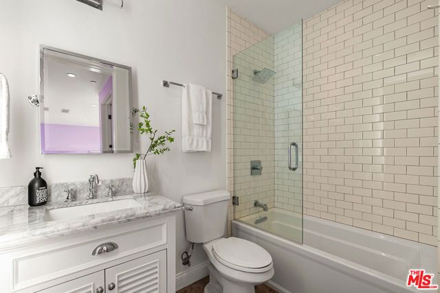 530 N Alta Vista Boulevard, Los Angeles, CA 90036