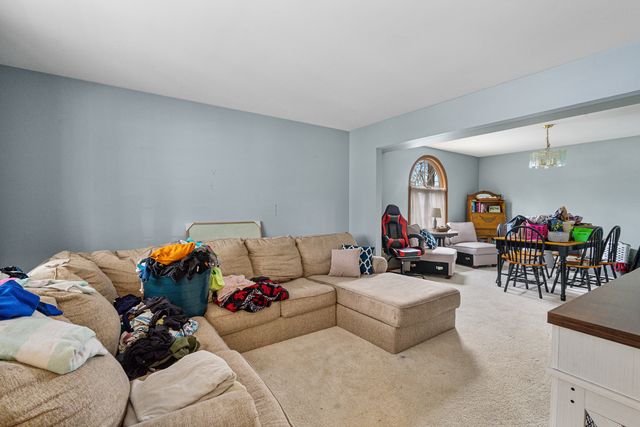 621 Huntley Terrace, Crete, IL 60417