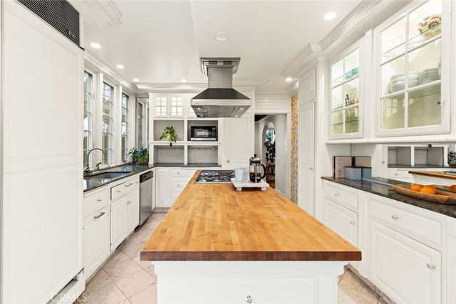 496 E 3rd, Chico, CA 95926