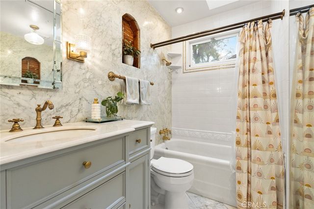 496 E 3rd, Chico, CA 95926