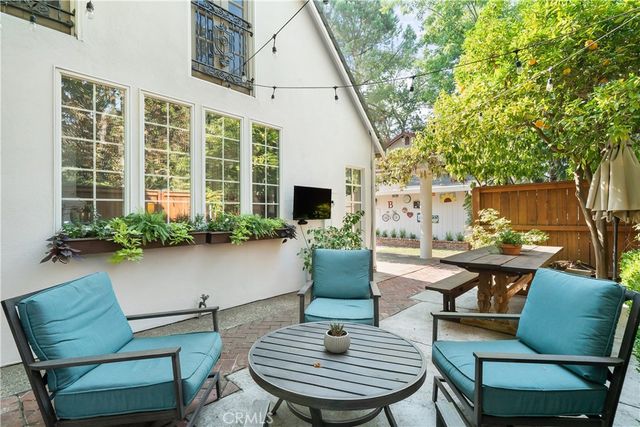 496 E 3rd, Chico, CA 95926