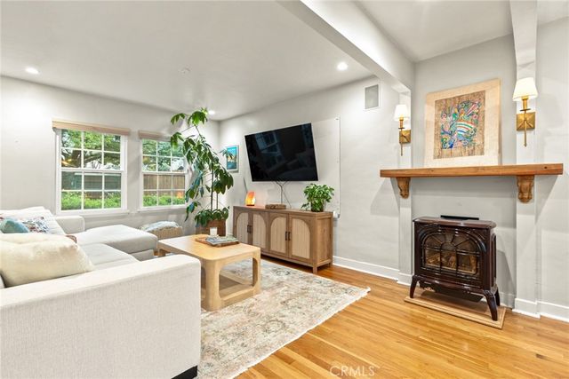 496 E 3rd, Chico, CA 95926