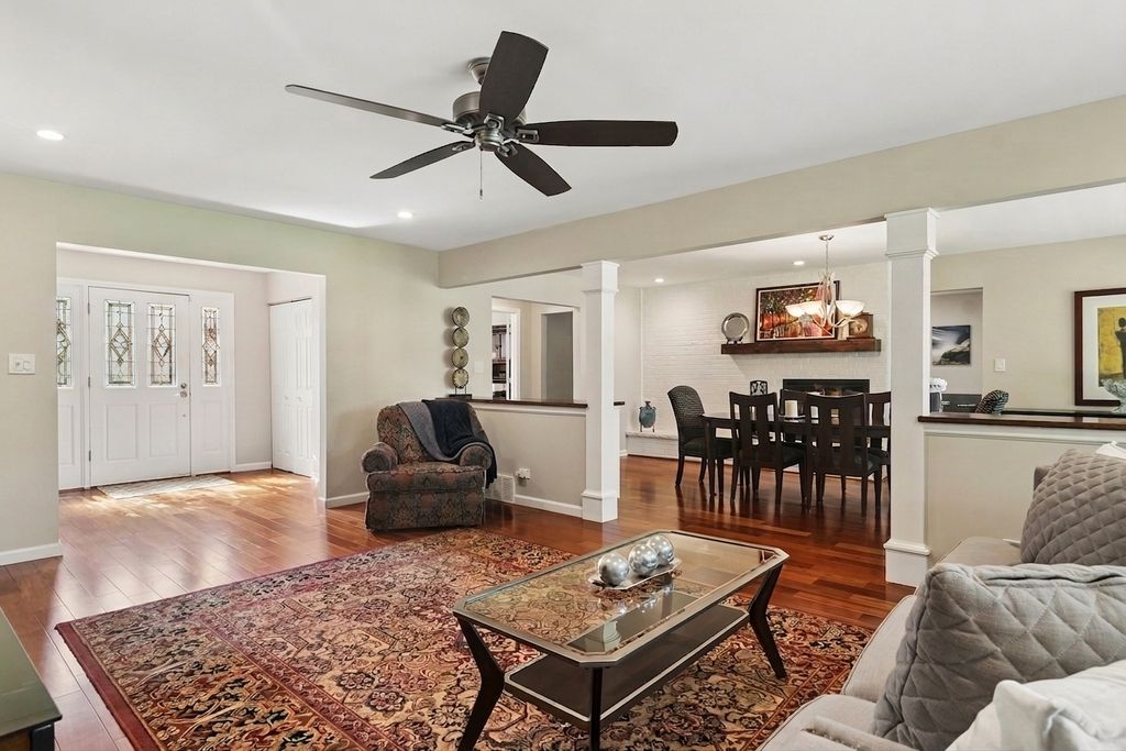 1012 W Mallard Drive, Palatine, IL 60067 — photo 3